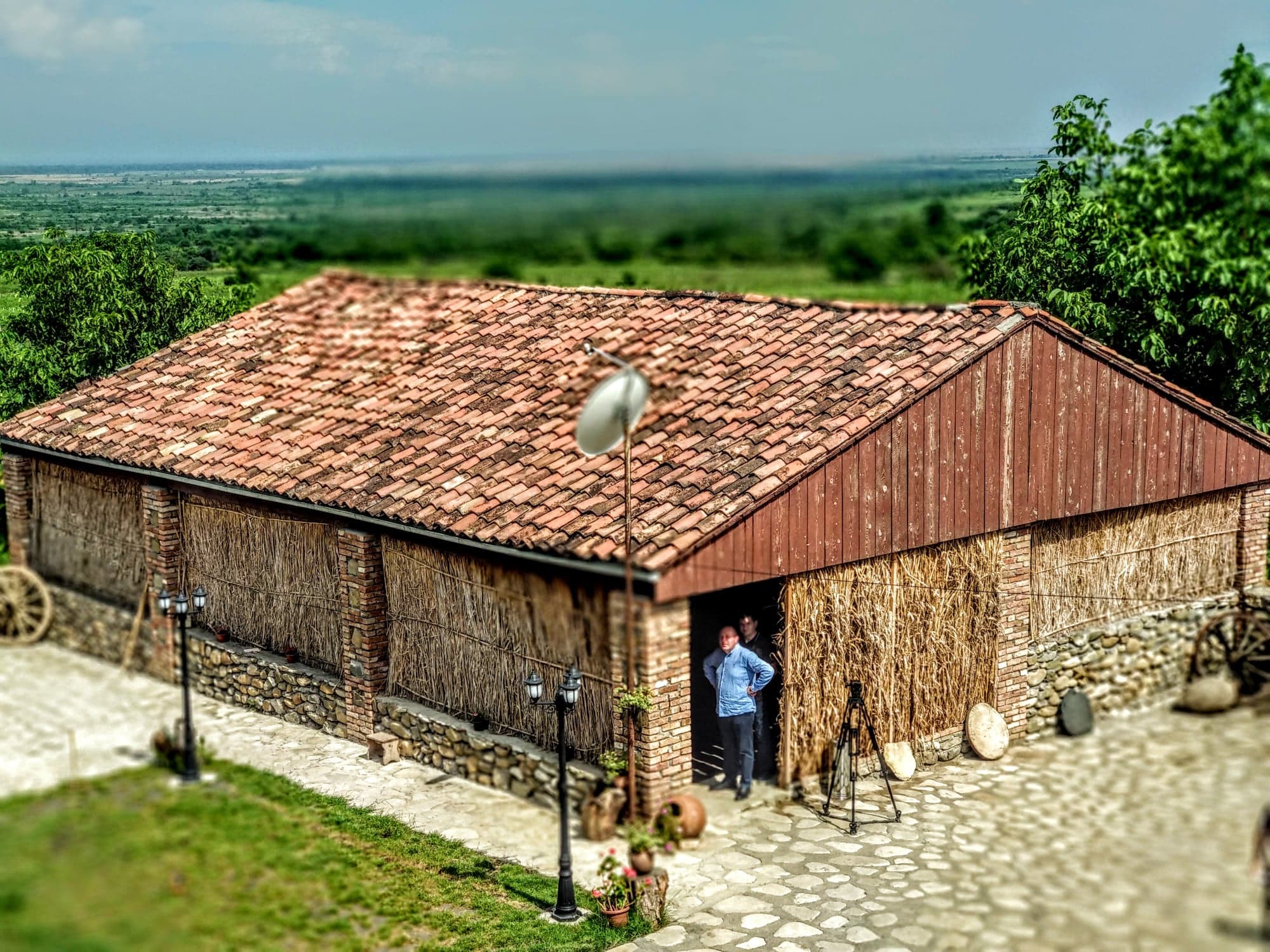 Сонце, море та вино: кращі локації Грузії для знайомства з гостинною країною